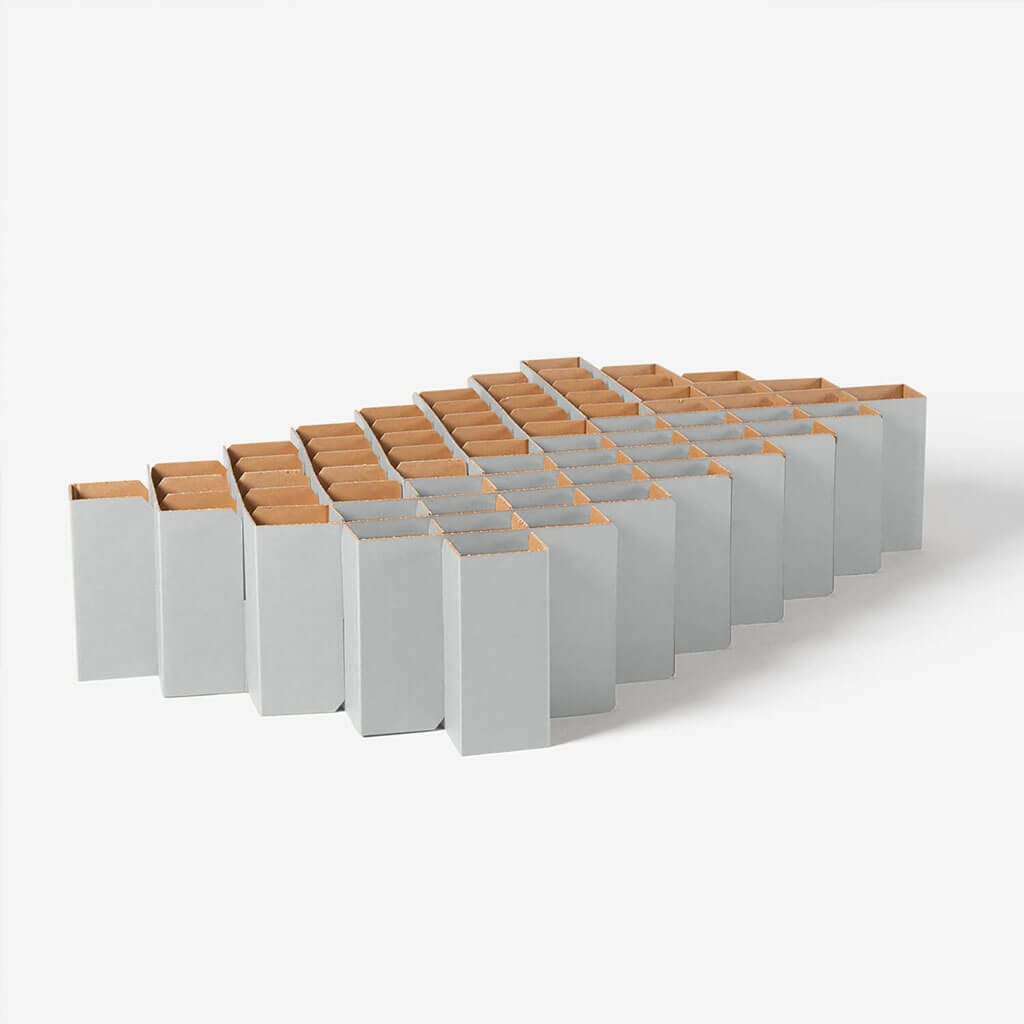 ROOM IN A BOX Bett 2.0 M/Salbei: Klappbett aus Wellpappe 120 140 x 200 cm und Zwischengrößen. Auch als Gästebett. Lattenrost Nicht nötig.