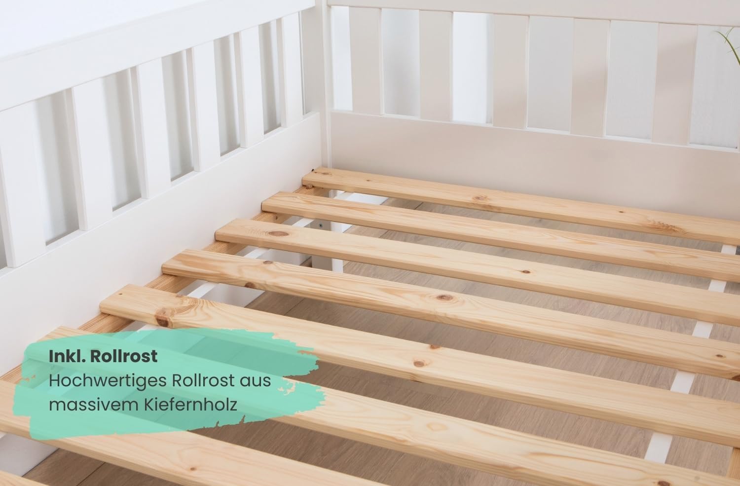 TiCAA Kinderbett Hausbett Kay 90x200 cm, 100x200 cm, 120x200 cm, 140x200 für Jungen & Mädchen, inkl. Rolllattenrost, Rausfallschutz variabel, Montessori Bett weiß aus Kiefer Massivholz