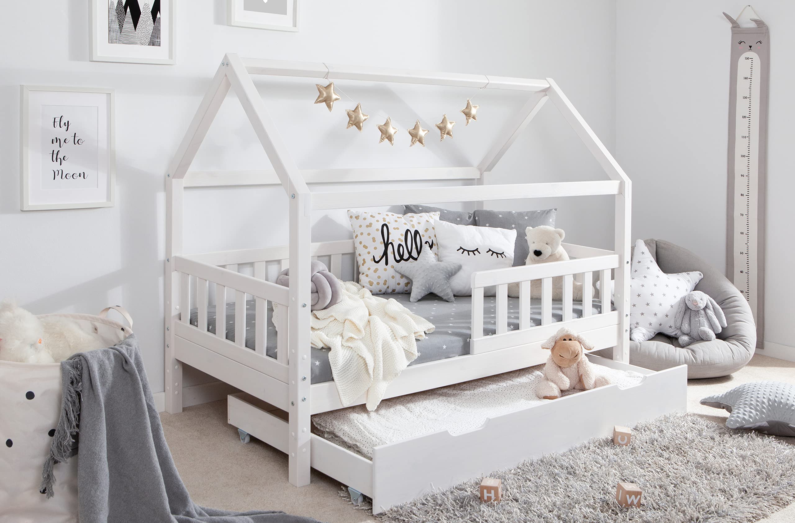 TiCAA Kinderbett Hausbett Montessori Kay 90x200, 100x200 cm, 120x200 cm, 140x200 für Jungen & Mädchen mit Schubladen, Rausfallschutz & Rolllattenrost - aus Kiefer Massivholz für Kinderzimmer